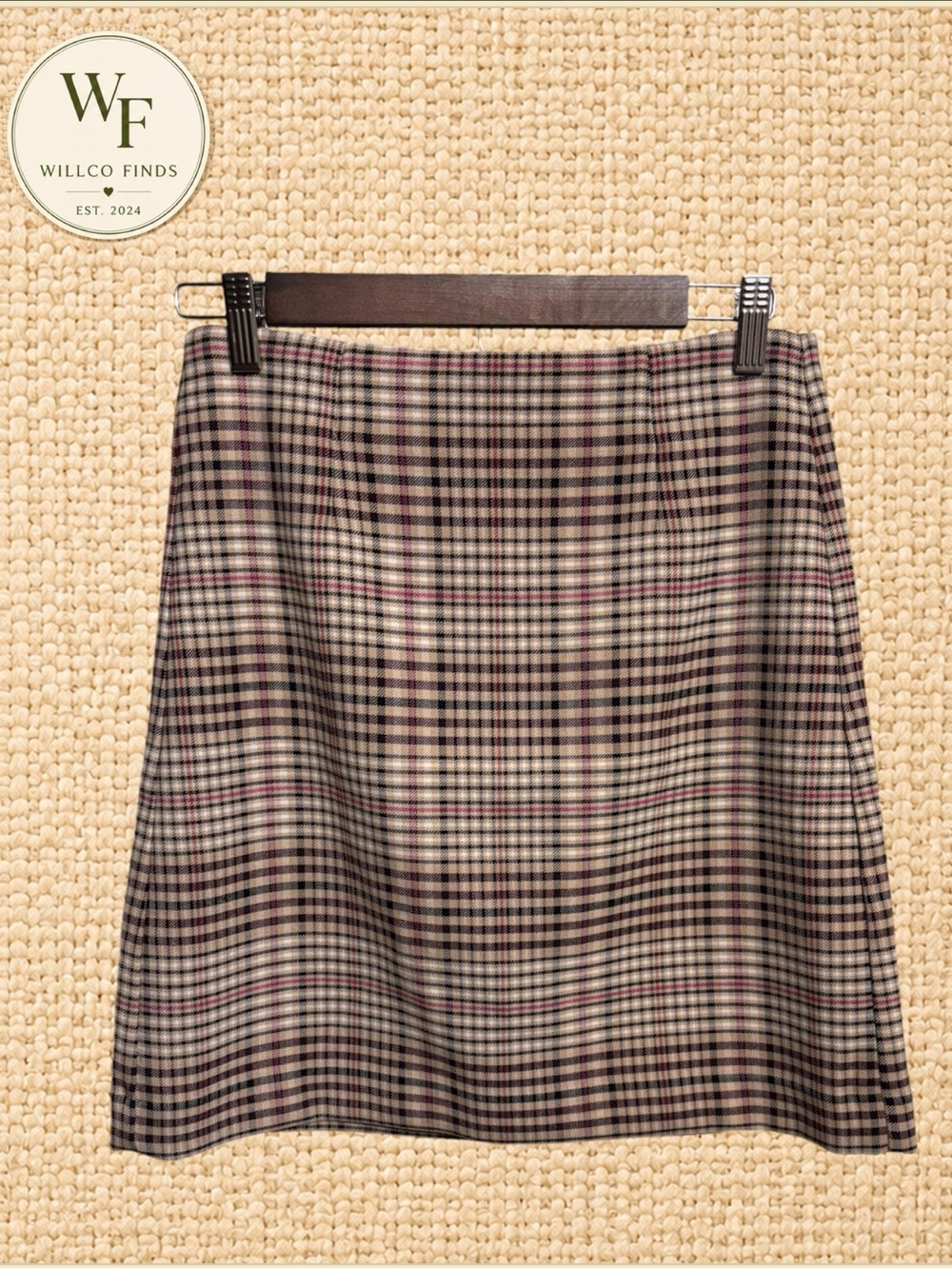 Ann Taylor Women’s Plaid Mini Skirt Size 0 Tan Black Burgundy Classic Preppy